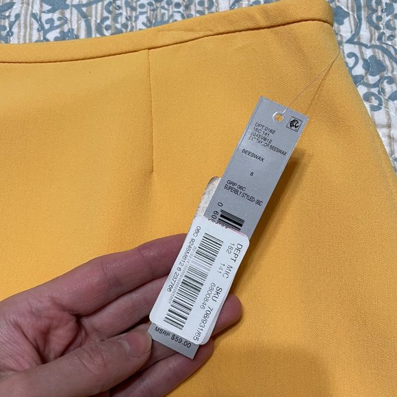 NEW with TAGS Yellow Preston & York Skirt - Picture 6 of 7
